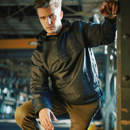 Summer windbreaker Thumbnail